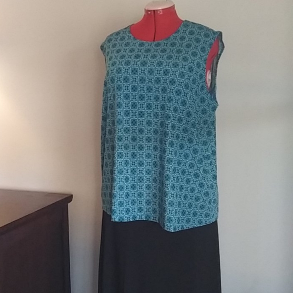 Sleeveless shell - Picture 7 of 7